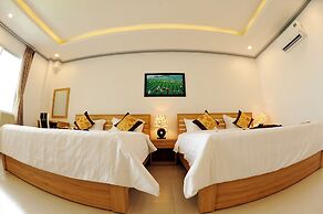 Tam Chau Luxury Hotel