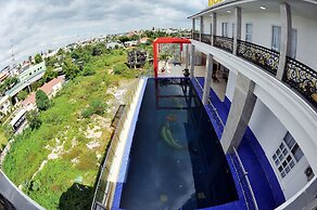 Tam Chau Luxury Hotel