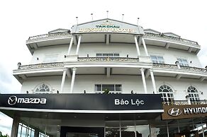 Tam Chau Luxury Hotel