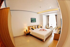 Tam Chau Luxury Hotel