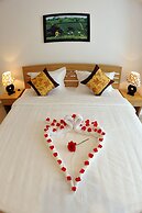 Tam Chau Luxury Hotel