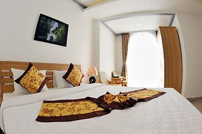 Tam Chau Luxury Hotel