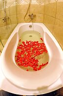 Tam Chau Luxury Hotel