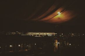 La Maison Des Delices