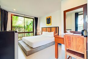 Sunny Resort Lake House