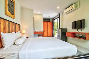 Sunny Resort Lake House