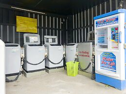 Sunny Resort Lake House