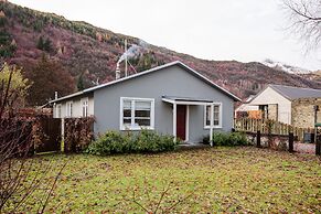 Picturesque Home in Historical Arrowtown