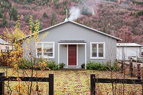 Picturesque Home in Historical Arrowtown