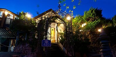 Taean White Sand Pension