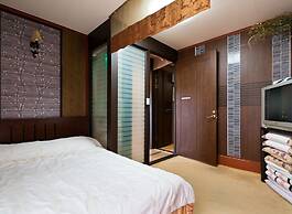 Taean White Sand Pension