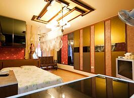 Taean White Sand Pension