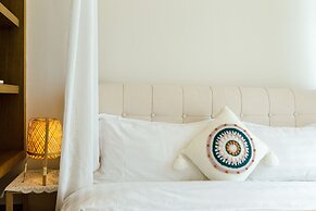 Guangzhou Xiwuju Service Apartment