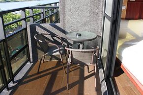 Lu Fang View Guest House