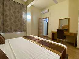 The Monalysa Suites & Residence