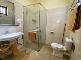 The Monalysa Suites & Residence