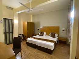 The Monalysa Suites & Residence