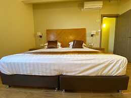 The Monalysa Suites & Residence