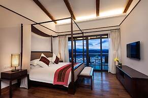 High Mountain Resort Shangri-la