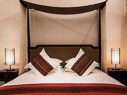 High Mountain Resort Shangri-la