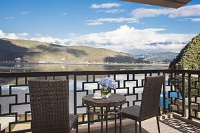 High Mountain Resort Shangri-la