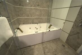 Hotel JSR Continental