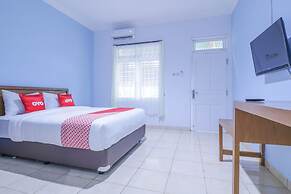 OYO 1755 De'balcon Accomodation Near Ngurah Rai Airport