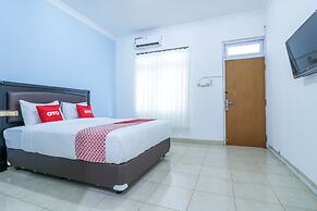 OYO 1755 De'balcon Accomodation Near Ngurah Rai Airport