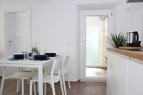 Art Apartment Borgo Stella