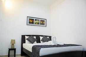 Funwhales Rest House