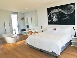 Peach on Beach Boutique Guesthouse