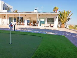 Peach on Beach Boutique Guesthouse