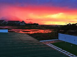 Peach on Beach Boutique Guesthouse