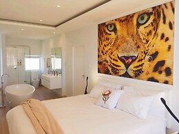 Peach on Beach Boutique Guesthouse