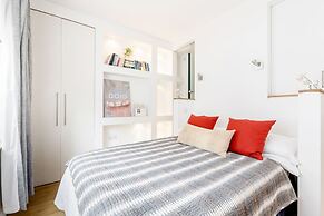 Modern Holland Park apartment