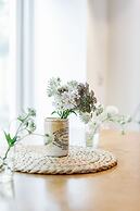 Modern Holland Park apartment