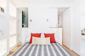 Modern Holland Park apartment