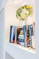 Modern Holland Park apartment