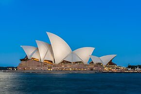 NEW Cozy Comfy APT Near Sydney Airport & CBD