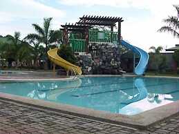 Cozy Place Resort