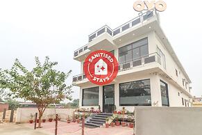 OYO 62646 Taj Classic