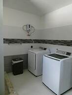 Singh Luxury Apartments With sea View, Apt.2