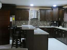 Singh Luxury Apartments With sea View, Apt.3