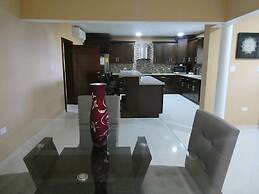 Singh Luxury Apartments With sea View, Apt.3