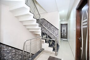 OYO 15496 Shree Hari Castle