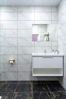 The V central apartments