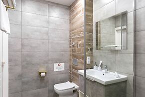 The V central apartments