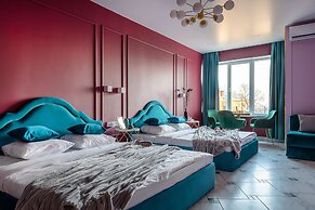 The V central apartments