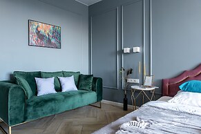 The V central apartments