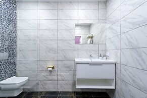 The V central apartments